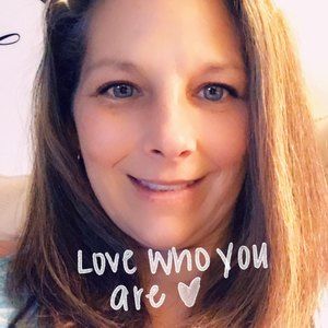 Meet your Posher, Cheri